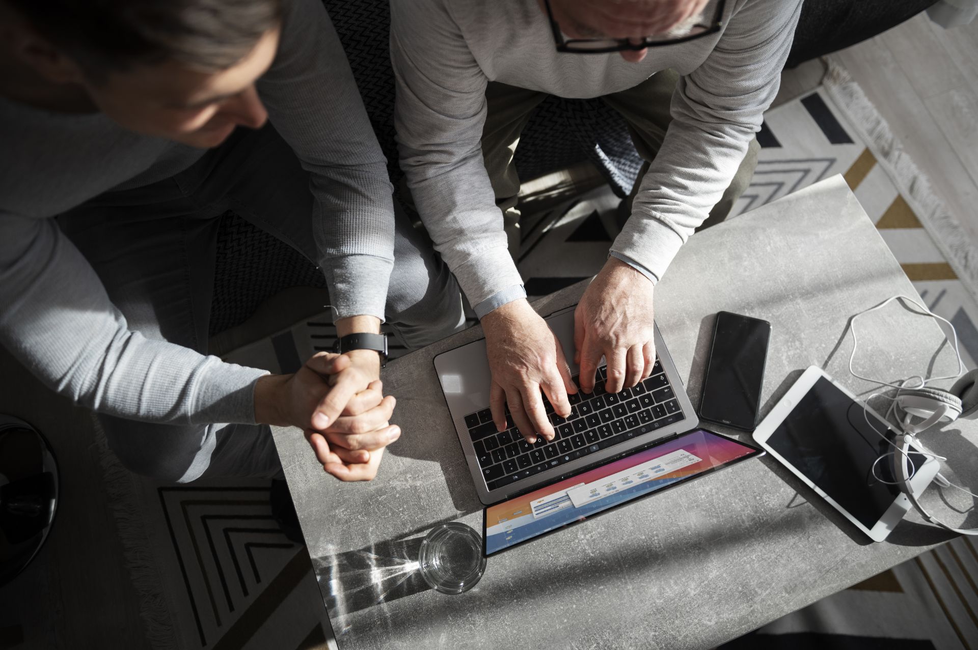 How does minimal web design inspire more user trust